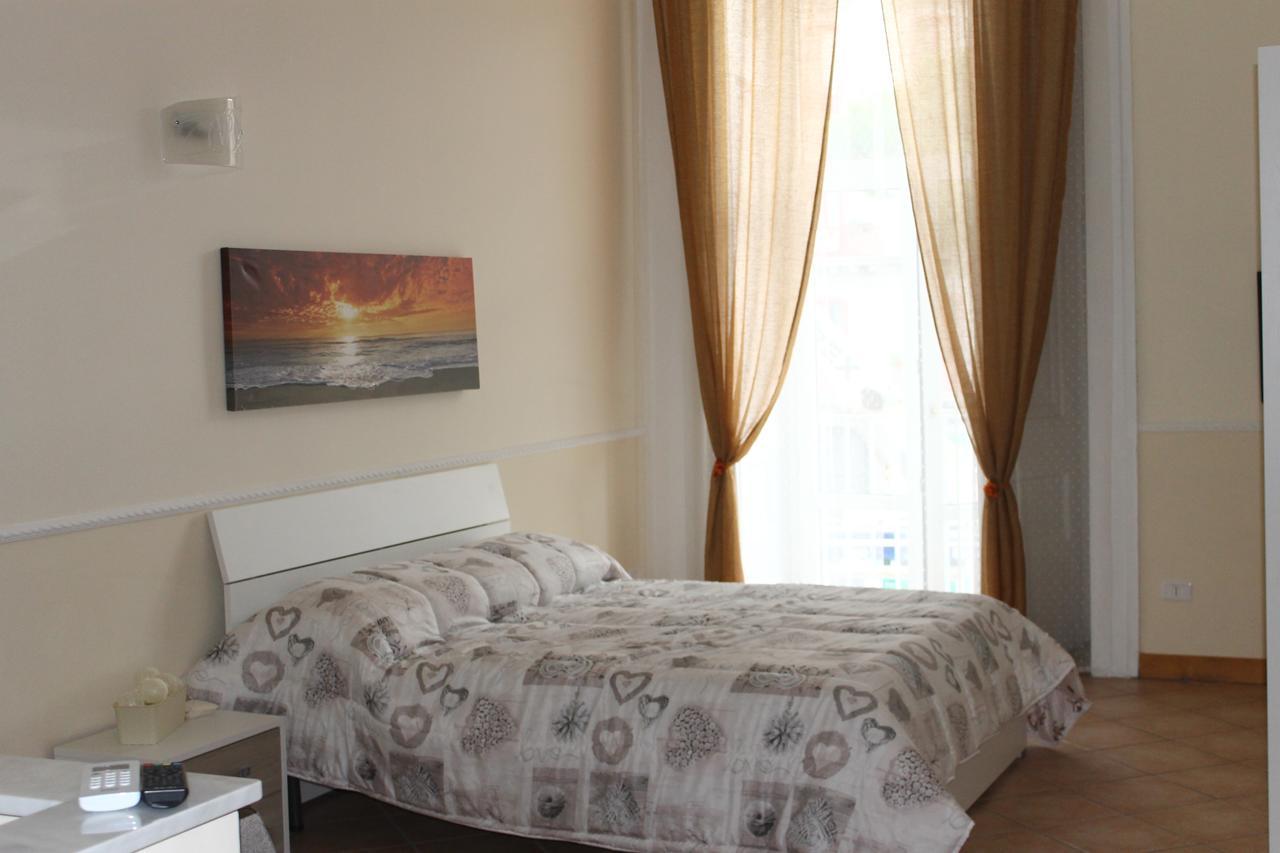 B&B La Torretta Chiaia Naples Exterior photo