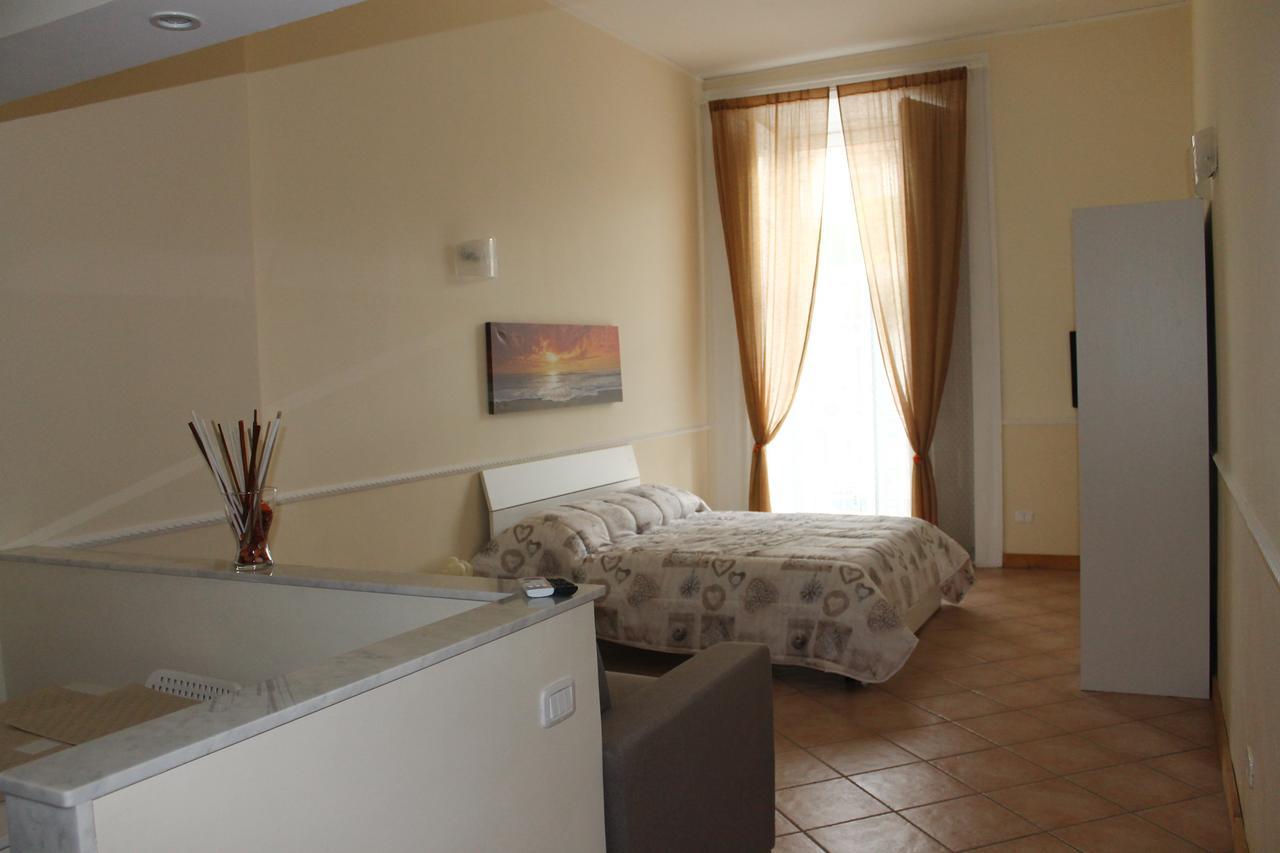 B&B La Torretta Chiaia Naples Exterior photo