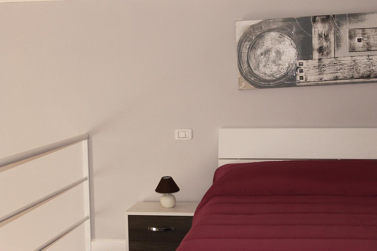 B&B La Torretta Chiaia Naples Exterior photo